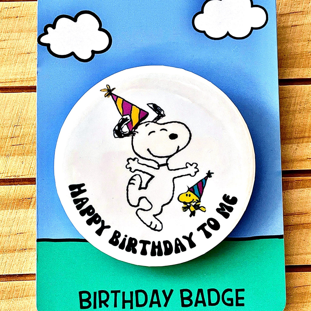 Retro Snoopy Happy Birthday Badge Pin - Colourful Cartoon Party Badge